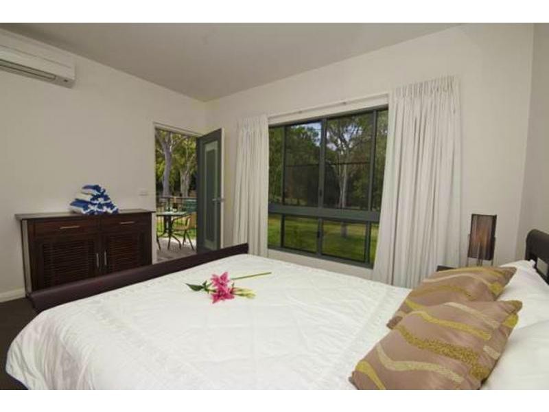 4/9 Marine Parade, Arcadia, Magnetic Island QLD 4819