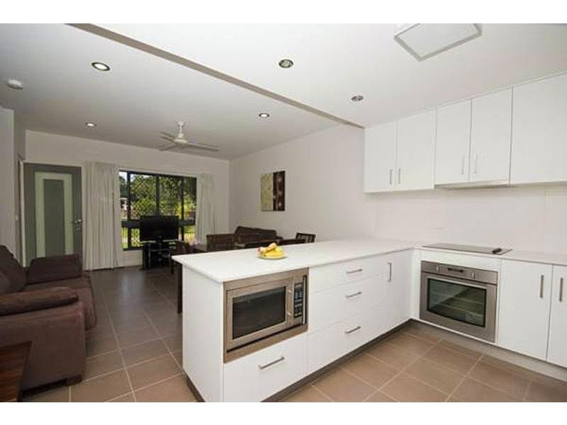 4/9 Marine Parade, Arcadia, Magnetic Island QLD 4819