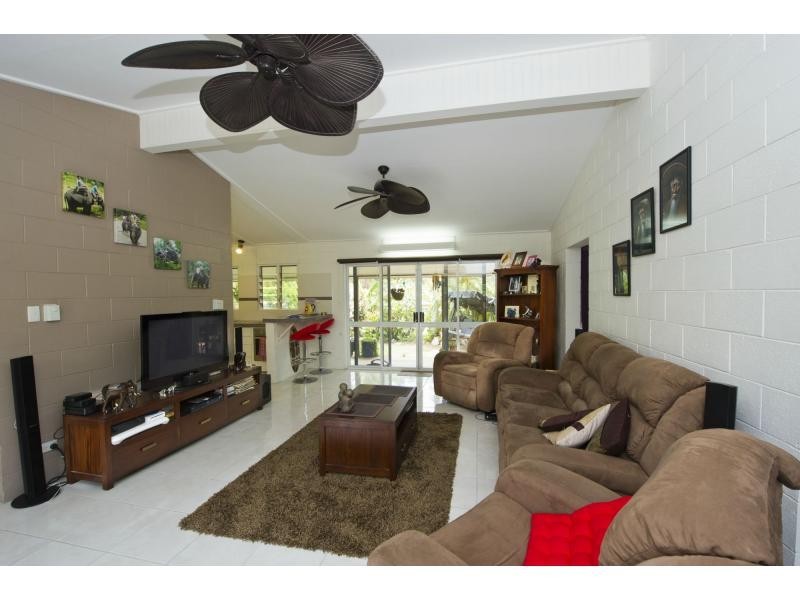 21 The Grove, Nelly Bay, Magnetic Island QLD 4819