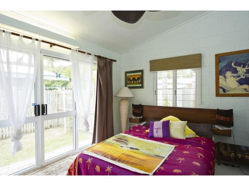 21 The Grove, Nelly Bay, Magnetic Island QLD 4819