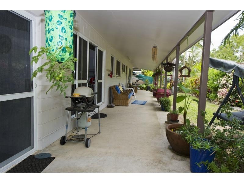 21 The Grove, Nelly Bay, Magnetic Island QLD 4819