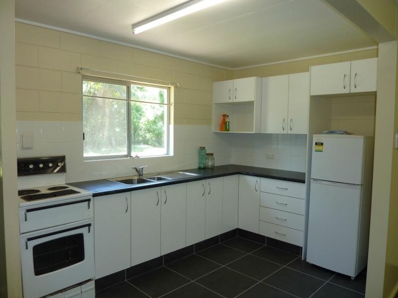 16 Robson Street, Nelly Bay, Magnetic Island QLD 4819