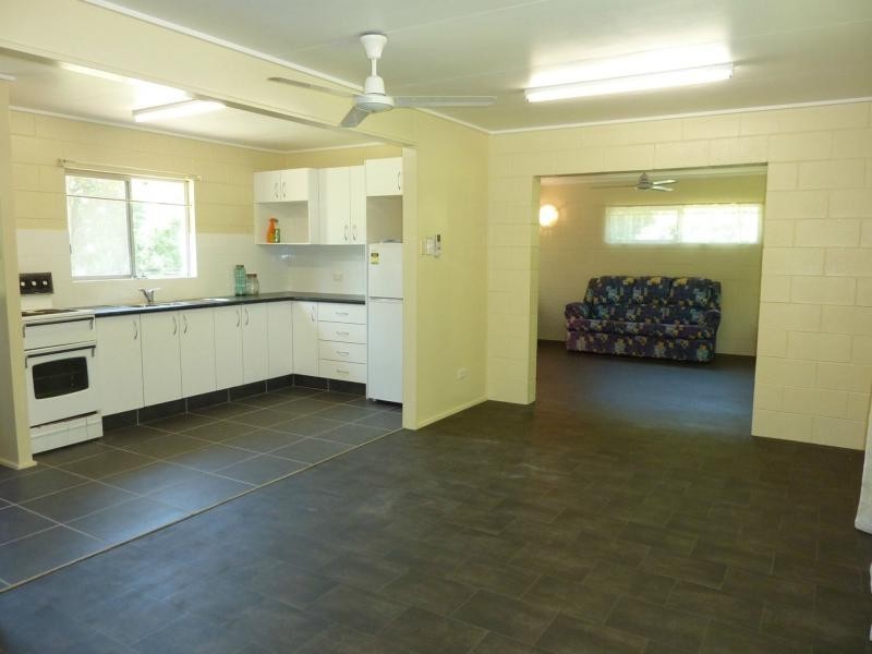 16 Robson Street, Nelly Bay, Magnetic Island QLD 4819