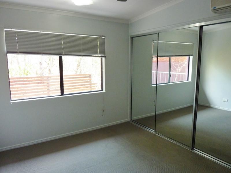 2/20 Yule Street, Picnic Bay QLD 4819