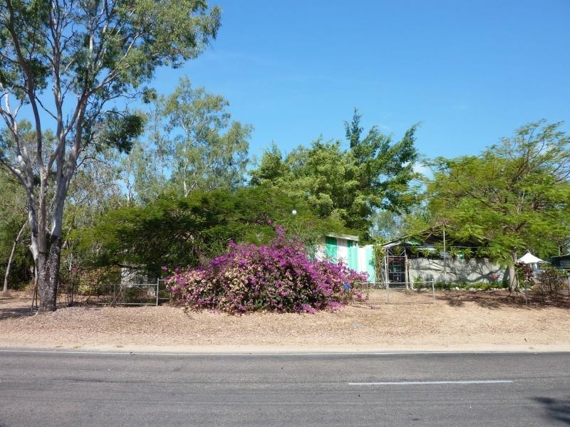 2 Warboys Street, Nelly Bay QLD 4819