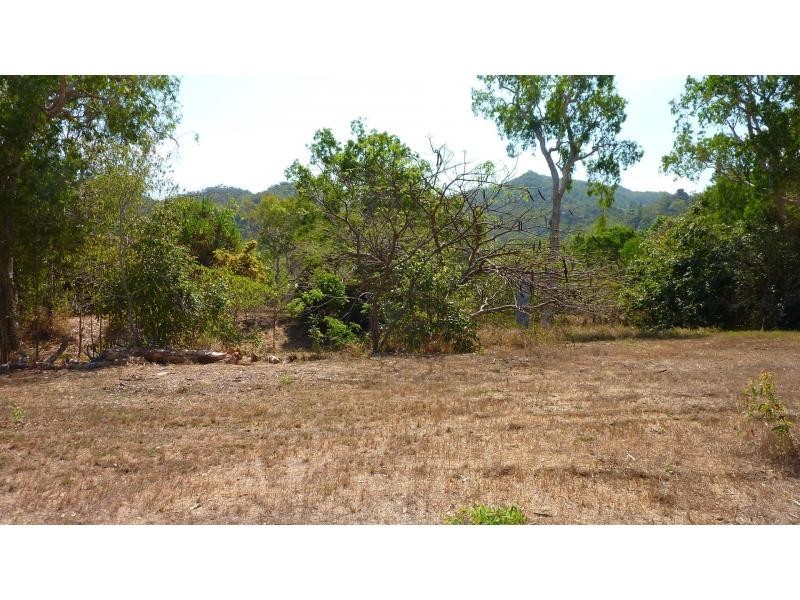 28-30 Sooning Street, Nelly Bay QLD 4819