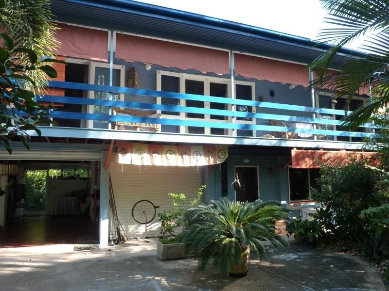 13 Hurst Street, Picnic Bay QLD 4819