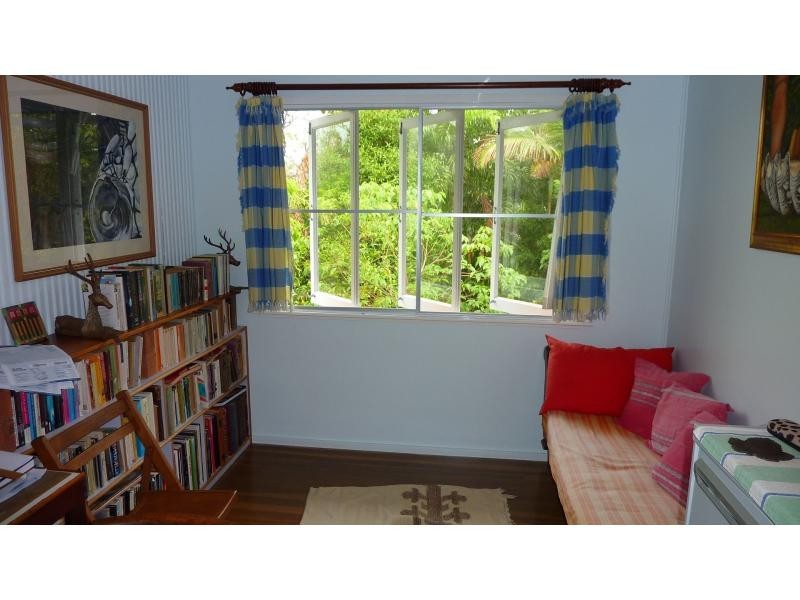 13 Hurst Street, Picnic Bay QLD 4819