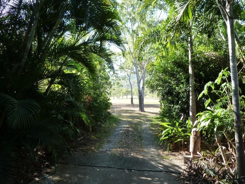 13 Hurst Street, Picnic Bay QLD 4819