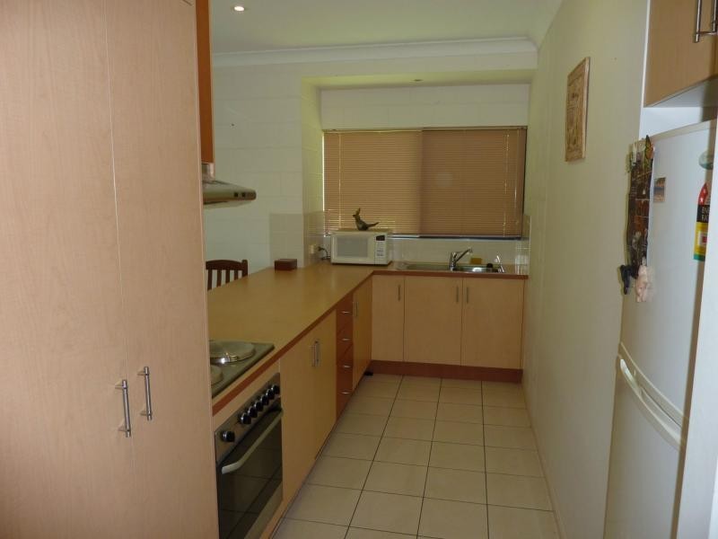 2/25 Serene Place, Nelly Bay, Magnetic Island QLD 4819