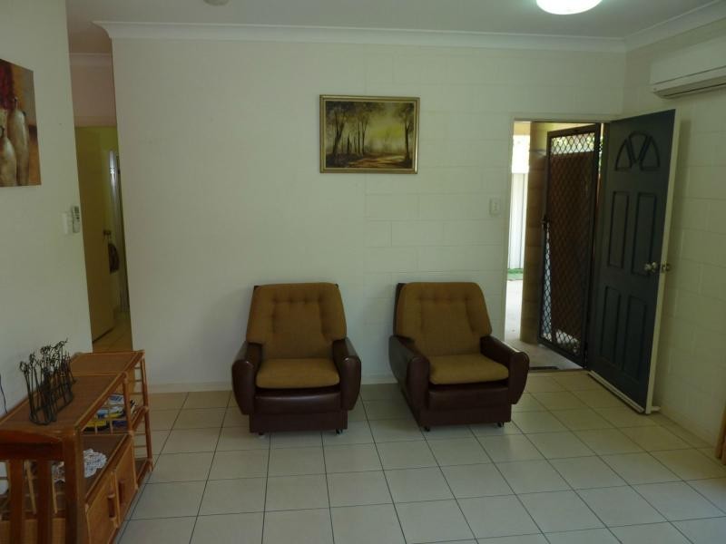 2/25 Serene Place, Nelly Bay, Magnetic Island QLD 4819