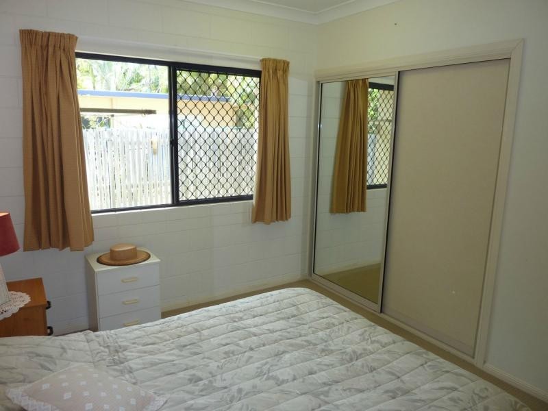 2/25 Serene Place, Nelly Bay, Magnetic Island QLD 4819