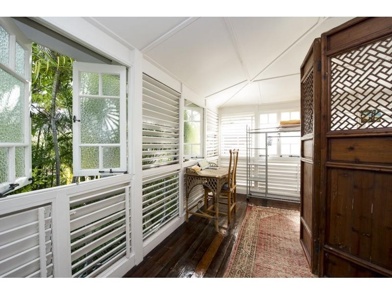 22 Olympus Crescent, Arcadia, Magnetic Island QLD 4819