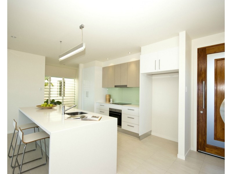 12A Terrace Place, Nelly Bay QLD 4819