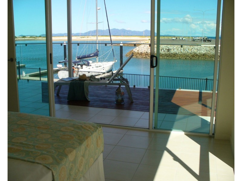 12A Terrace Place, Nelly Bay QLD 4819