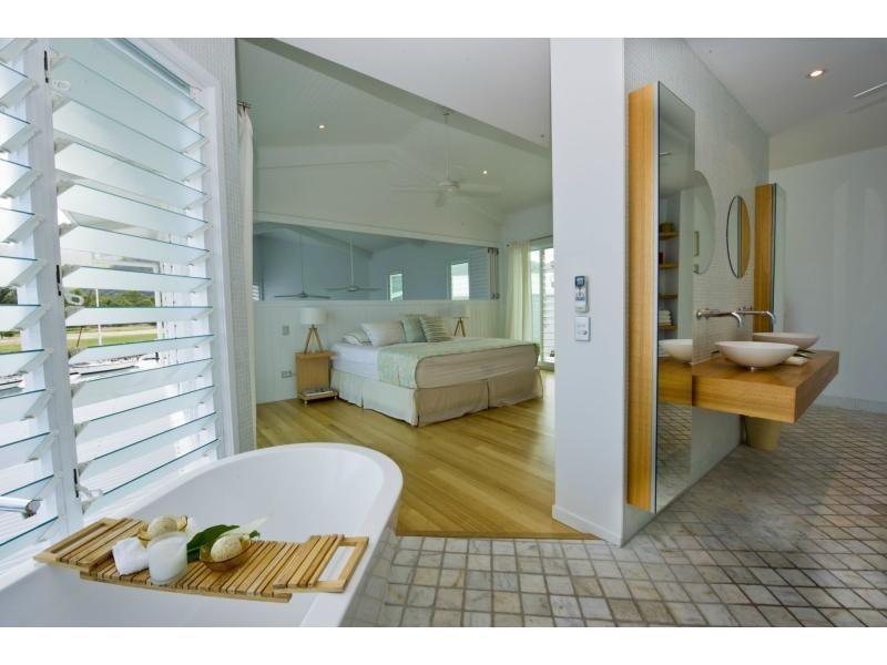 19 The Cove, Nelly Bay, Magnetic Island QLD 4819