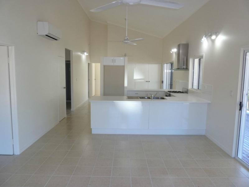 14 Serene Place, Nelly Bay, Magnetic Island QLD 4819