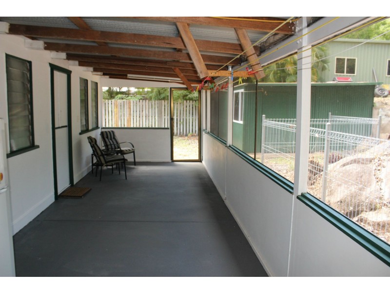 10 Henry Lawson Street, Horseshoe Bay QLD 4819