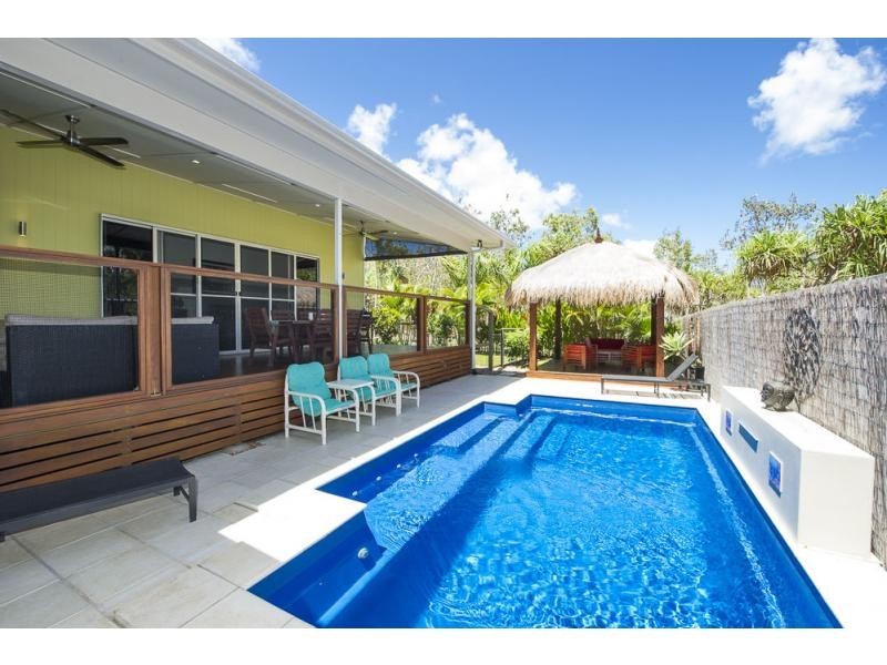 20 Pandanus Drive, Horseshoe Bay, Magnetic Island QLD 4819