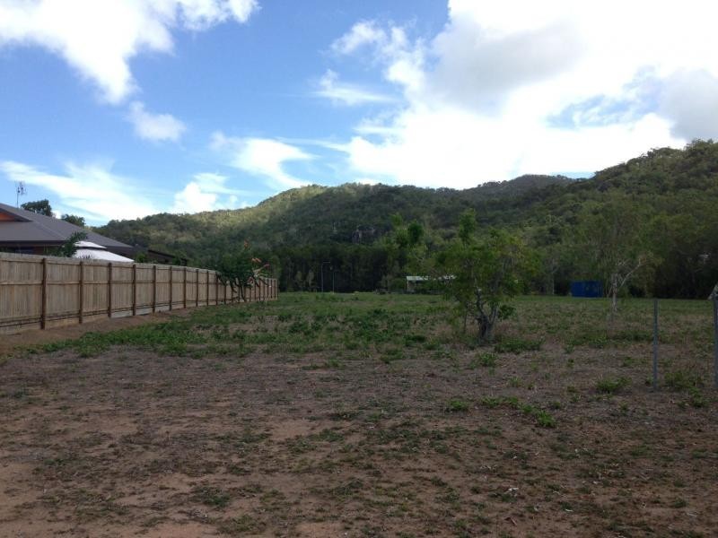 88 Gifford Street, Horseshoe Bay QLD 4819