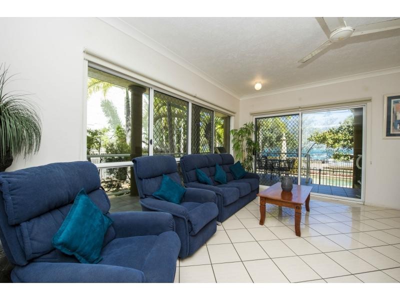 2/38 Marine Parade, Arcadia, Magnetic Island QLD 4819