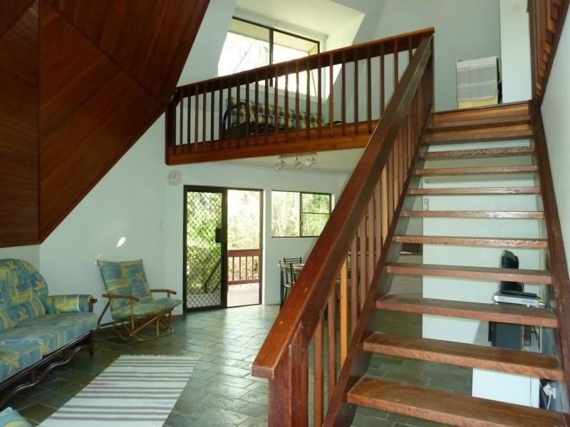 10 Mirabel Avenue, Arcadia, Magnetic Island QLD 4819