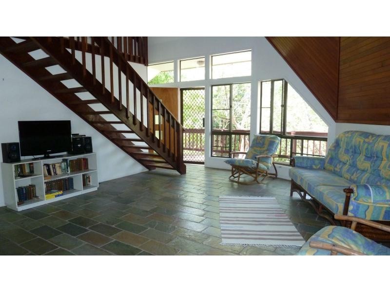 10 Mirabel Avenue, Arcadia, Magnetic Island QLD 4819