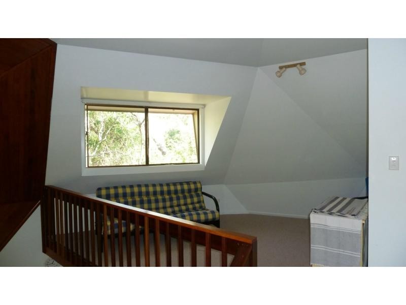 10 Mirabel Avenue, Arcadia, Magnetic Island QLD 4819