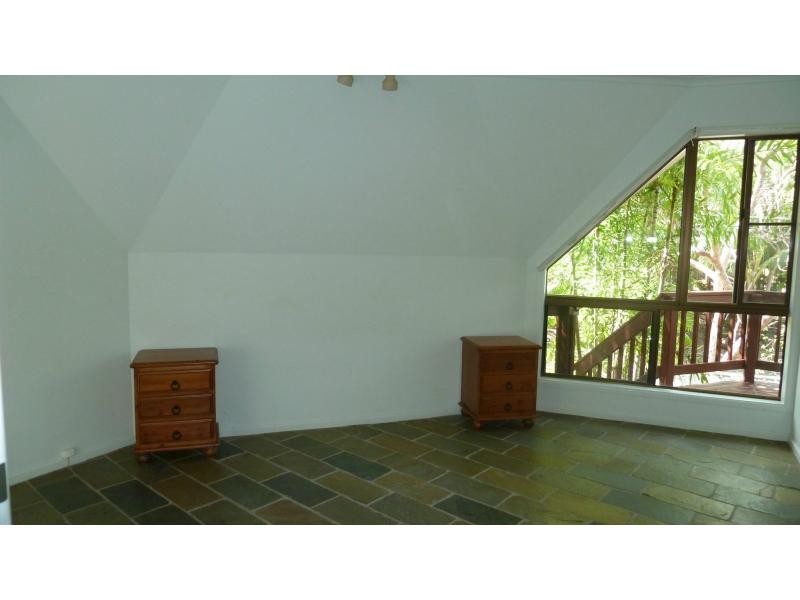 10 Mirabel Avenue, Arcadia, Magnetic Island QLD 4819