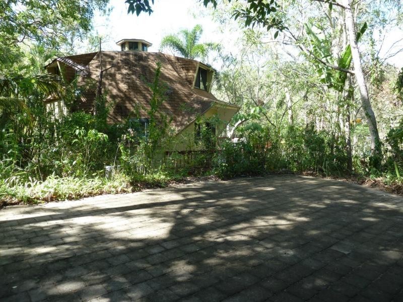 10 Mirabel Avenue, Arcadia, Magnetic Island QLD 4819