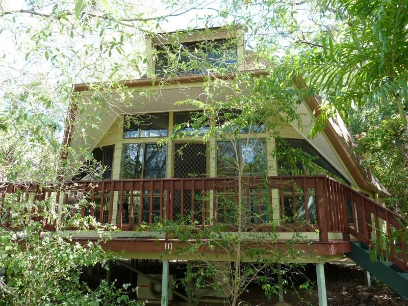 10 Mirabel Avenue, Arcadia, Magnetic Island QLD 4819