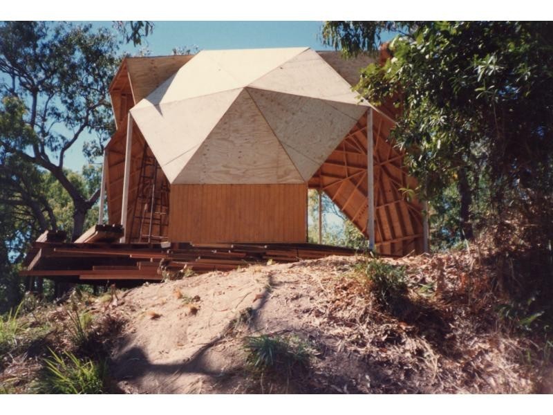 10 Mirabel Avenue, Arcadia, Magnetic Island QLD 4819