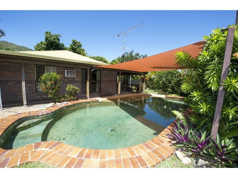 9 Gustav Court, Nelly Bay, Magnetic Island QLD 4819