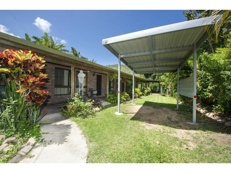 9 Gustav Court, Nelly Bay, Magnetic Island QLD 4819