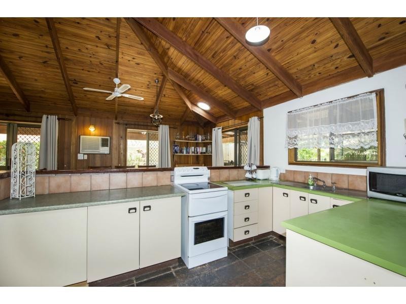 9 Gustav Court, Nelly Bay, Magnetic Island QLD 4819