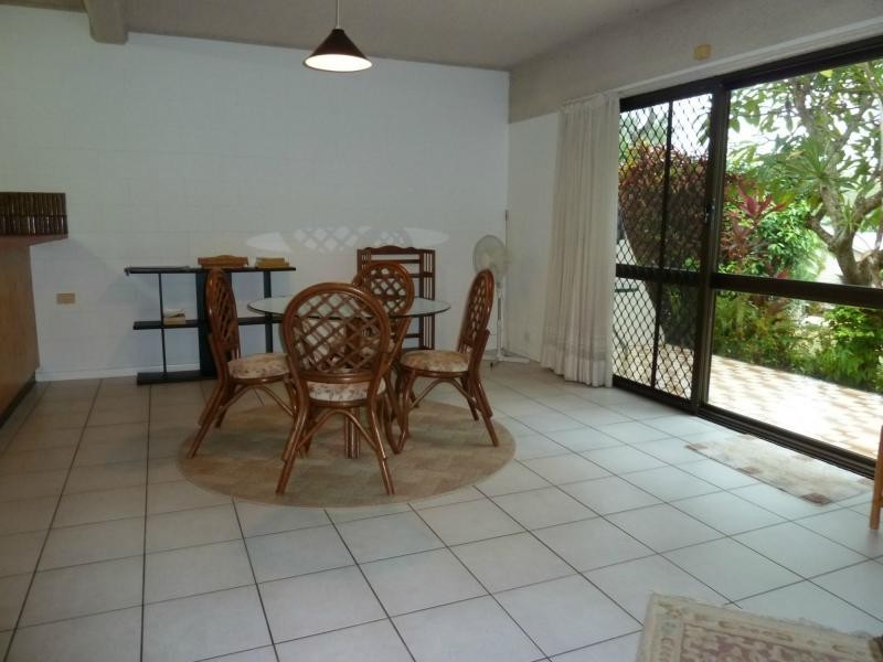 Unit 1/59 Hayles Avenue, Arcadia, Magnetic Island QLD 4819
