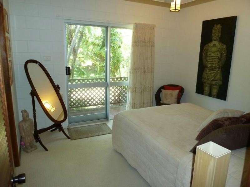 14 Sooning Street, Nelly Bay, Magnetic Island QLD 4819