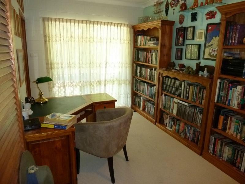 14 Sooning Street, Nelly Bay, Magnetic Island QLD 4819