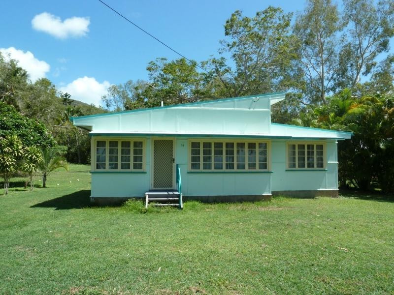 14 Marine Parade, Arcadia QLD 4819