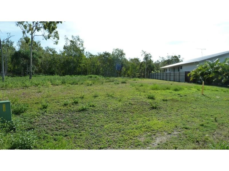 18 Pandanus Drive, Horseshoe Bay, Magnetic Island QLD 4819