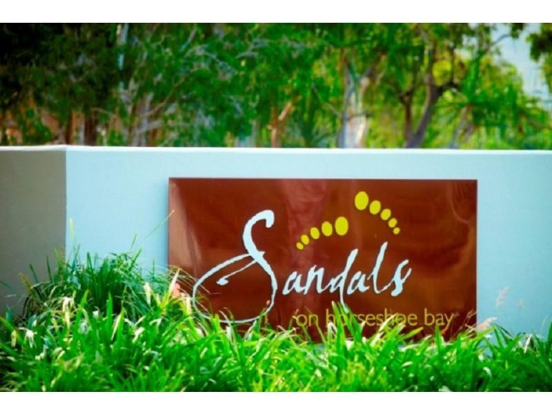 18 Pandanus Drive, Horseshoe Bay, Magnetic Island QLD 4819