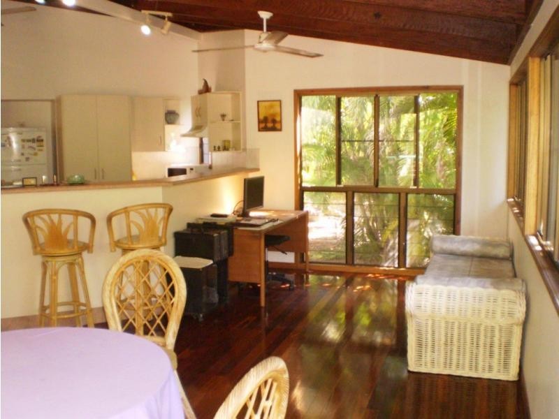 6 Wheaton Court, Nelly Bay, Magnetic Island QLD 4819
