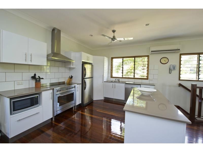 14 Bay Vista Court, Horseshoe Bay QLD 4819
