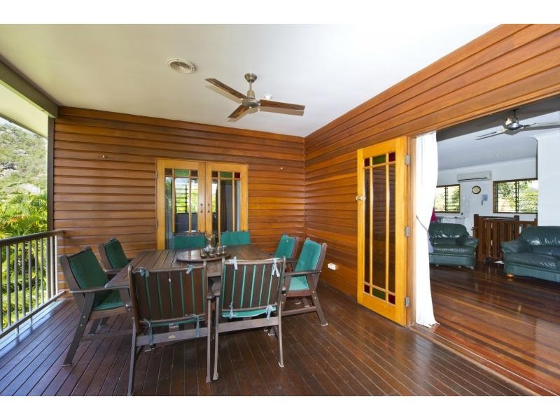 14 Bay Vista Court, Horseshoe Bay QLD 4819