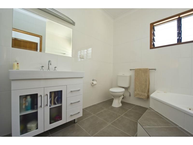 14 Bay Vista Court, Horseshoe Bay QLD 4819