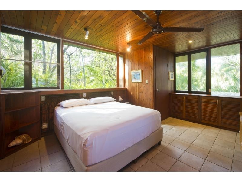 12 Boulder Court, Nelly Bay, Magnetic Island QLD 4819