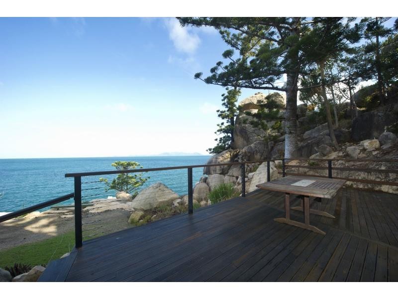 12 Boulder Court, Nelly Bay, Magnetic Island QLD 4819