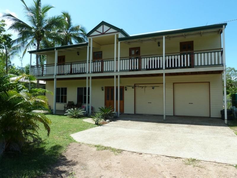 3 Compass Crescent, Nelly Bay, Magnetic Island QLD 4819