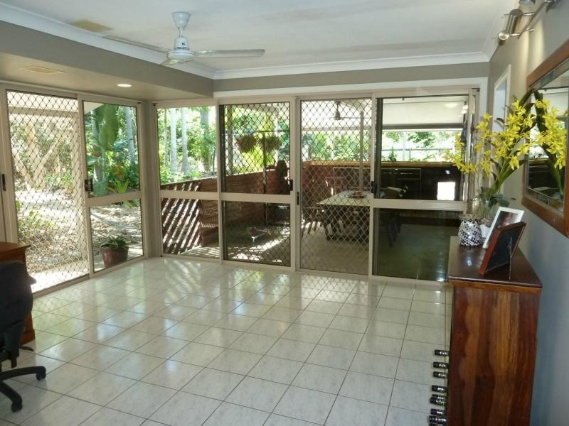 2/106 Mandalay Avenue, Nelly Bay QLD 4819