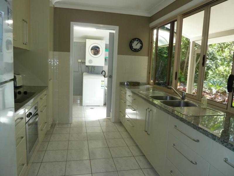 2/106 Mandalay Avenue, Nelly Bay QLD 4819